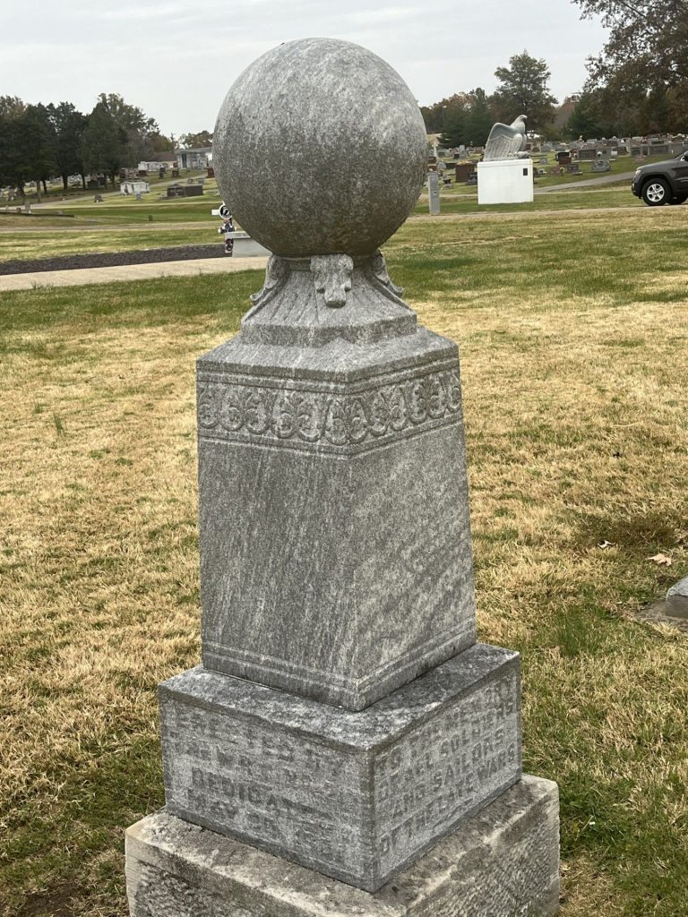 TO THE MEMORY OF ALL SOLDIERS AND SAILORS OF THE LATE WARS MEMORIAL