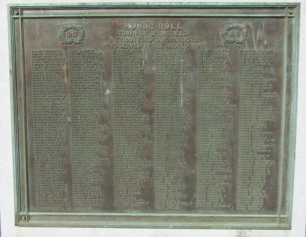 TOWN OF SPRINGFIELD WORLD WAR HONOR ROLL MEMORIAL