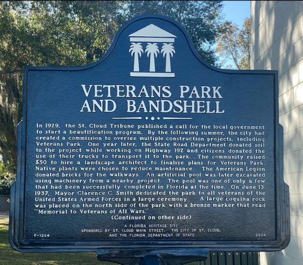 VETERANS PARK AND BANDSHELL WAR MEMORIAL MARKER FRONT