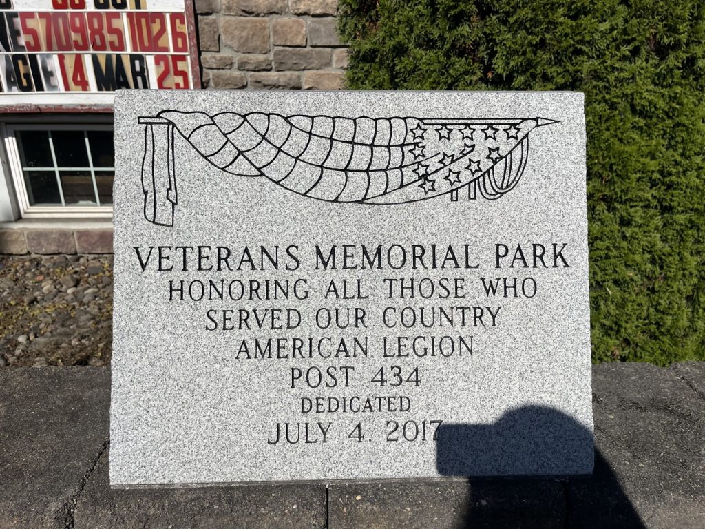 AMERICAN LEGION POST 434 VETERANS MEMORIAL PARK STONE