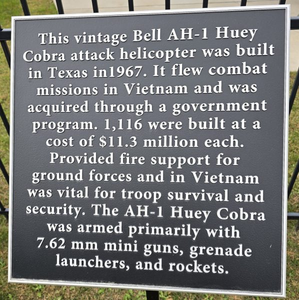 BELL AH-1 HUEY HELICOPTER WAR MEMORIAL PLAQUE
