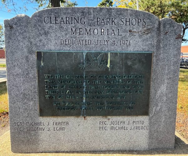 CLEARING-PARK SHOPS VIET NAM VETERANS MEMORIAL