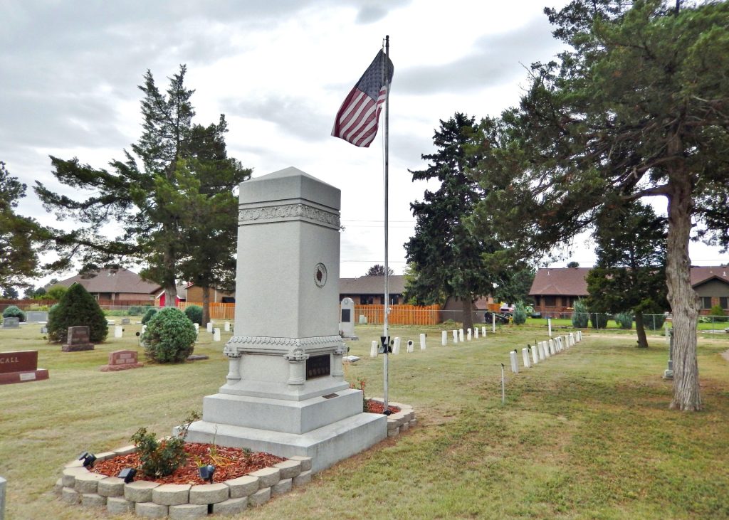 GOODLAND IN HONOR OF THOSE WHO SERVED WAR MEMORIAL