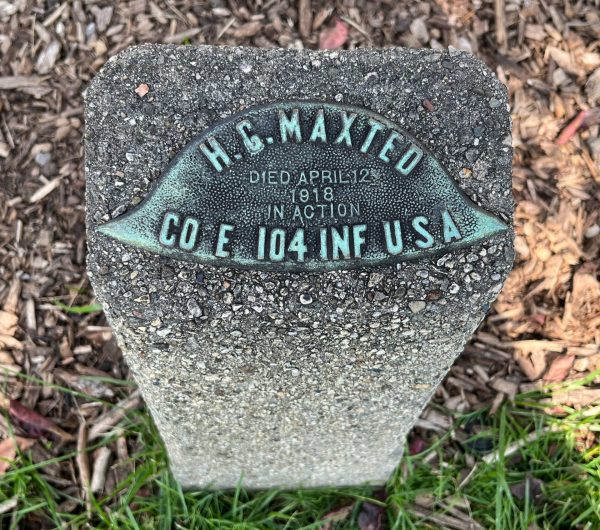 H.G. MAXTED WAR MEMORIAL TREE PLAQUE