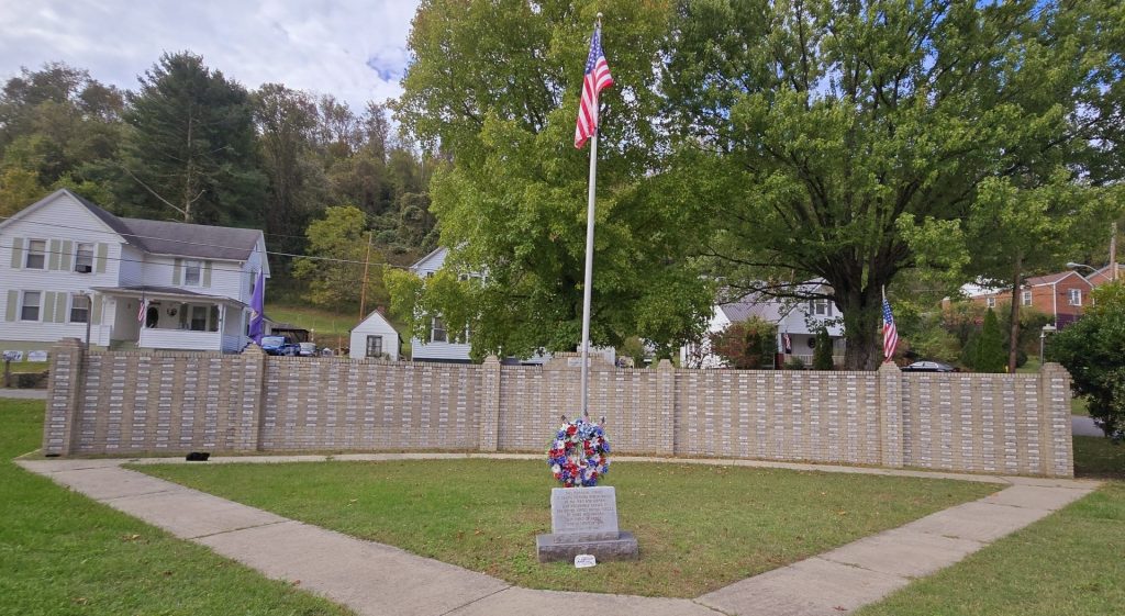 HARDY ROBERTS VFW POST 7328 WALL OF HONOR MEMORIAL