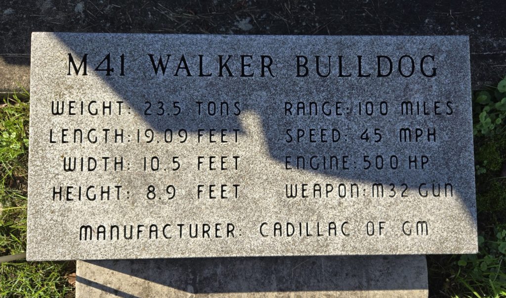 M41 WALKER BULLDOG WAR MEMORIAL TANK STONE