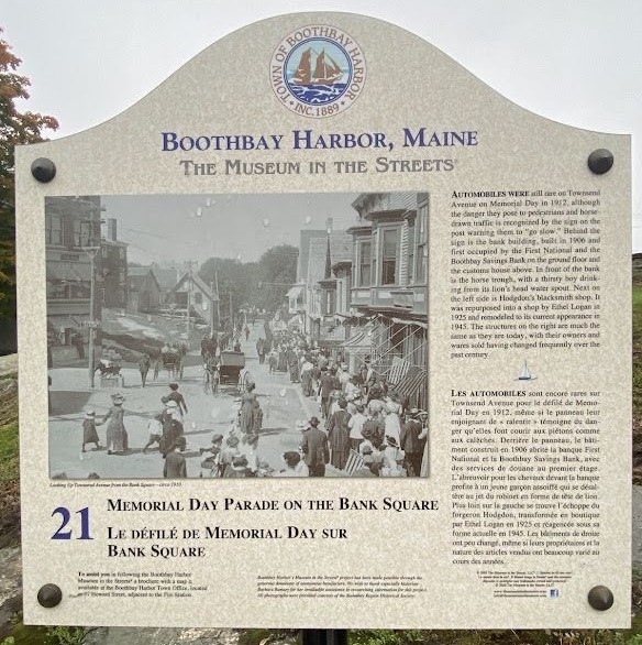 MEMORIAL DAY PARADA ON THE BANK SQUARE MEMORIAL MARKER