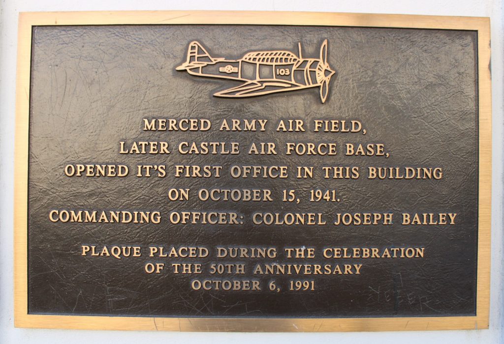 MERCED ARMY AIRFIELD WAR MEMORIAL PLAQUE