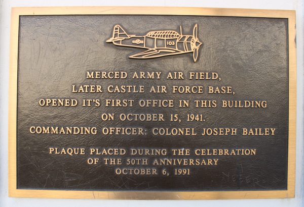 MERCED ARMY AIRFIELD WAR MEMORIAL PLAQUE
