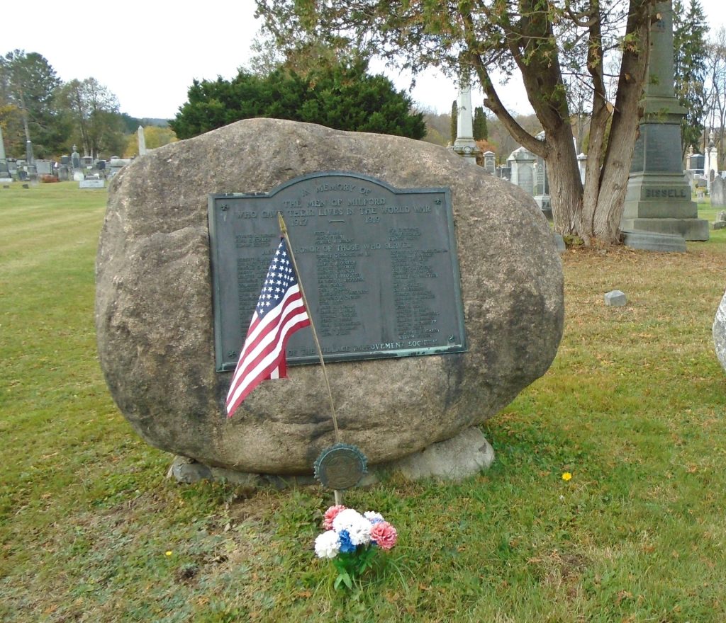 MILFORD, NY WORLD WAR MEMORIAL