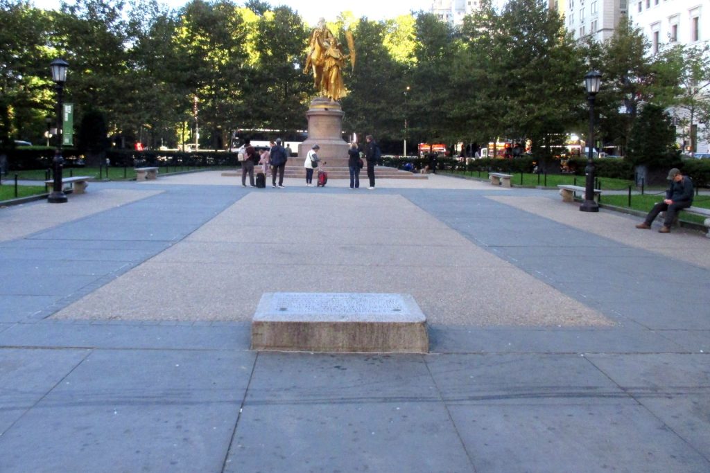 NEW YORK CITY GRAND ARMY PLAZA WAR MEMORIAL