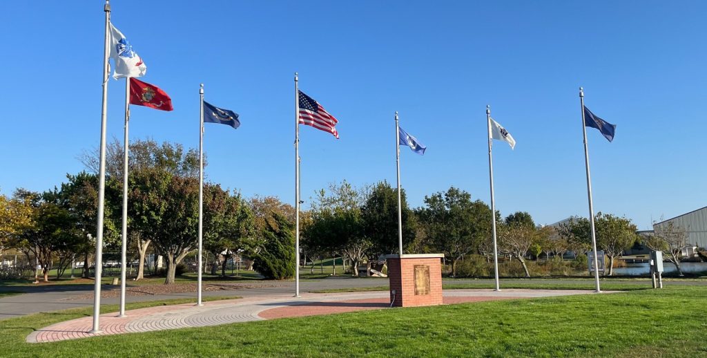 NORTHSIDE PARK MILITARY FLAG PLAZA & MEMORIAL