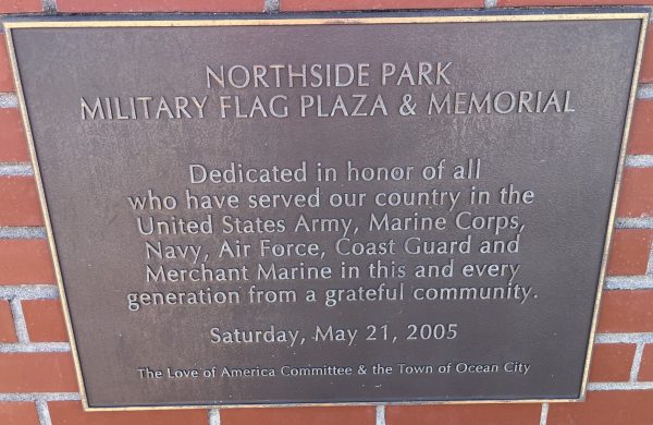 NORTHSIDE PARK MILITARY FLAG PLAZA & MEMORIAL PLAQUE