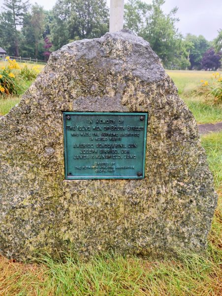 SOUTH STREET WORLD WAR II SUPREME SACRIFICE MEMORIAL