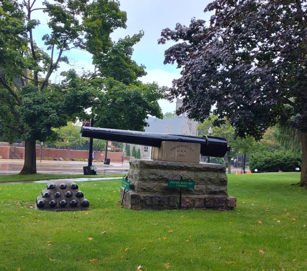 STEELE BROS. POST G.A.R. NO. 441 MEMORIAL CANNON