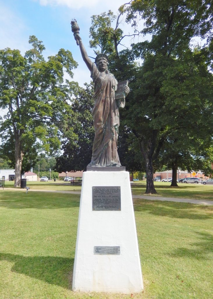 TAHLEQUAH REPLICA OF THE STATUE OF LIBERTY MEMORIAL