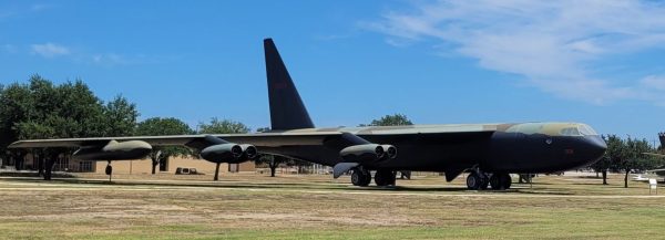 B-52 “STRATOFORTRESS” MEMORIAL AIRCRAFT