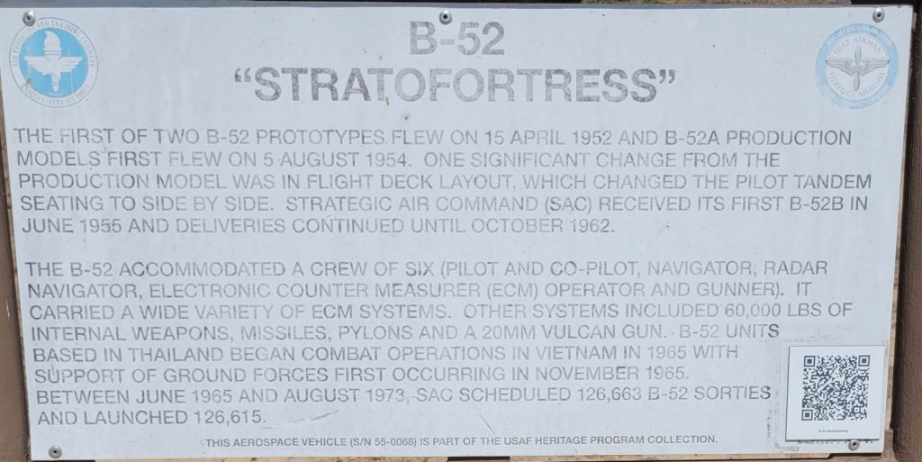 B-52 “STRATOFORTRESS” MEMORIAL AIRCRAFT PLAQUE