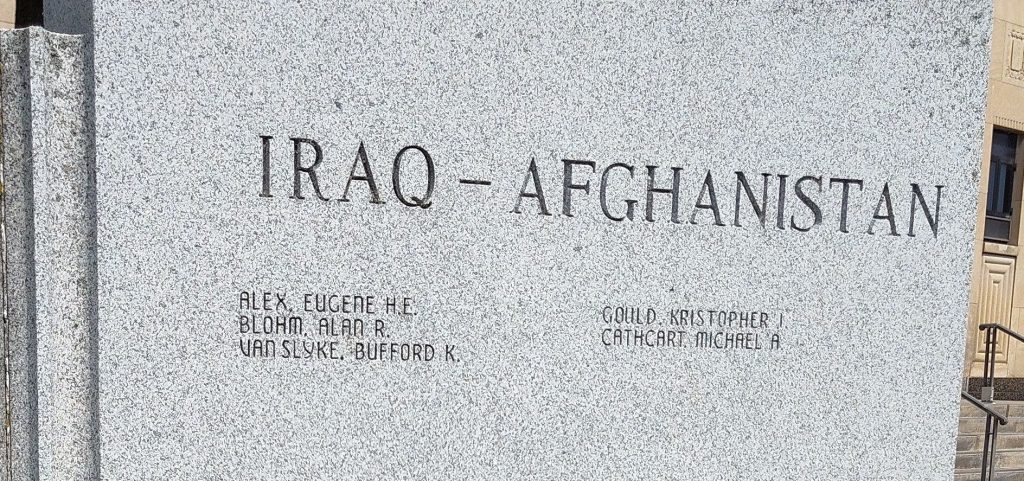 BAY COUNTY VETERANS SUPREME SACRIFICE WAR MEMORIAL STONE E