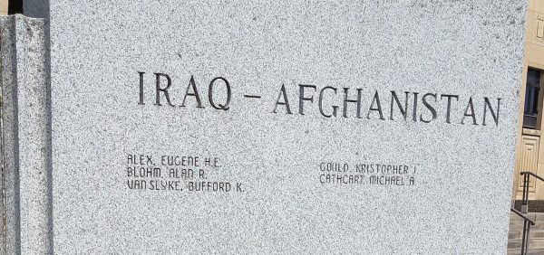 BAY COUNTY VETERANS SUPREME SACRIFICE WAR MEMORIAL STONE E