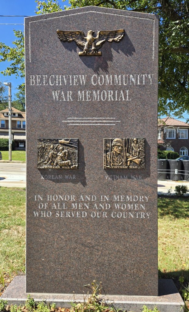 BEECHJVIEW COMMUNITY WAR MEMORIAL FRONT
