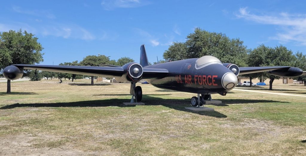 “CANBERRA” B-57 MEMORIAL AIRCRAFT