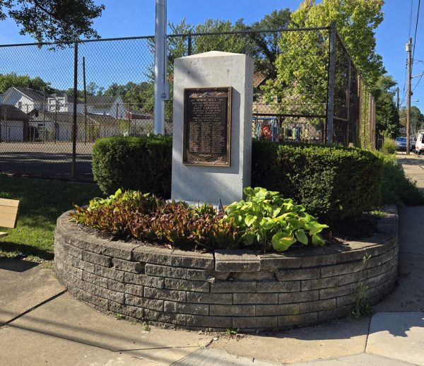CITIZENS OF EAST CARNEGIE WORLD WAR MEMORIAL