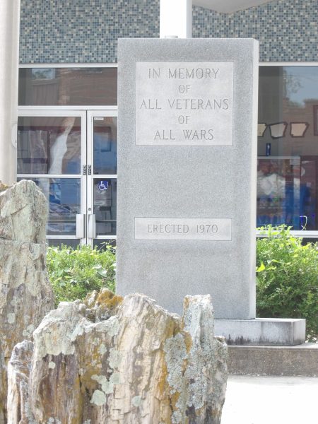 CLAY COUNTY ALL VETERANS OF ALL WARS MEMORIAL CLOSE-UP