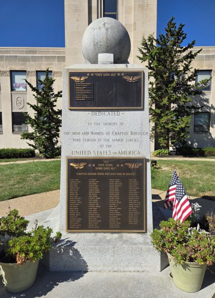 CRAFTON BOROUGH ARMED FORCES WAR MEMORIAL