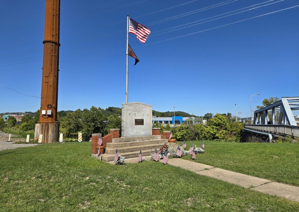 ESPLEN HONOR ROLL WAR MEMORIAL
