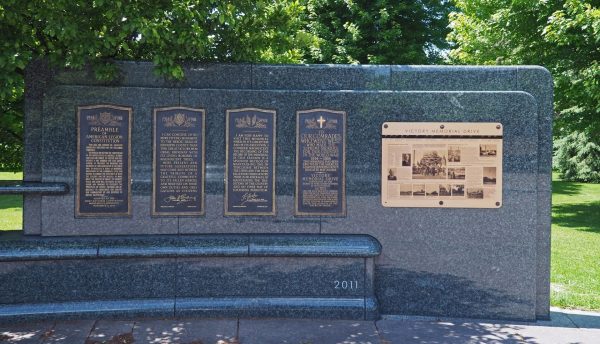 HENNEPIN COUNTY VICTORY MEMORIAL DRIVE