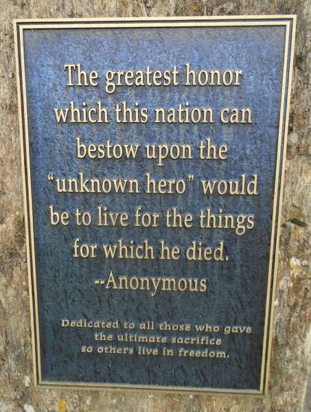HERITAGE PARK ULTIMATE SACRIFICE WAR VETERANS MEMORIAL PLAQUE