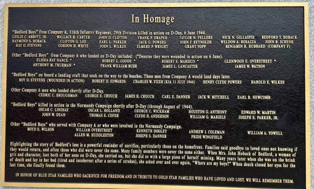 IN HOMAGE WAR MEMORIAL PLAQUE