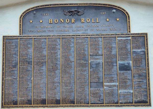 INGHAM COUNTY WORLD WAR II SUPREME SACRIFICE MEMORIAL PLAQUE