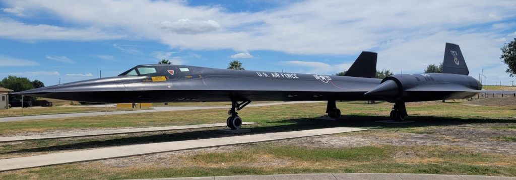LOCKHEED SR-71 “BLACKBIRD” MEMORIAL AIRCRAFT LACKLAND