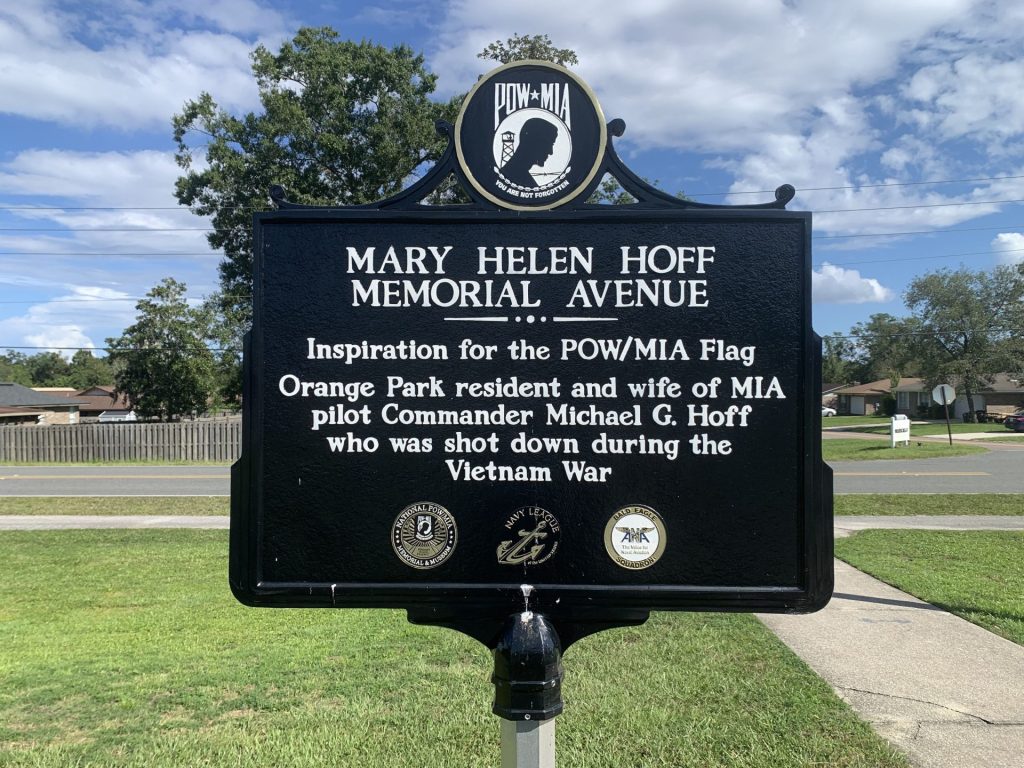 MARY HELEN HOFF MEMORIAL AVENUE MARKER