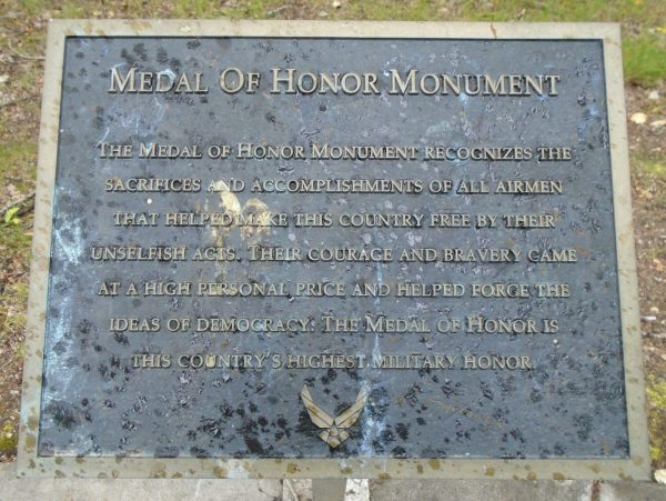 MEDAL OF HONOR MONUMENT PLAQUE A