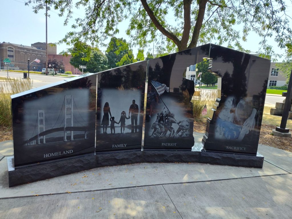 MICHIGAN GOLD STAR FAMILIES MEMORIAL MONUMENT BACK