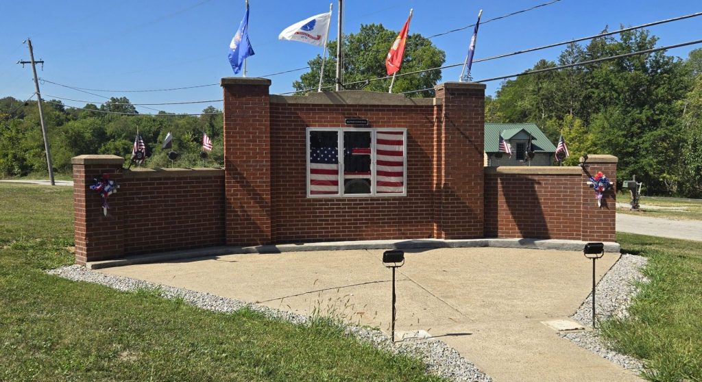 MILITARY HONOR ROLL MEMORIAL