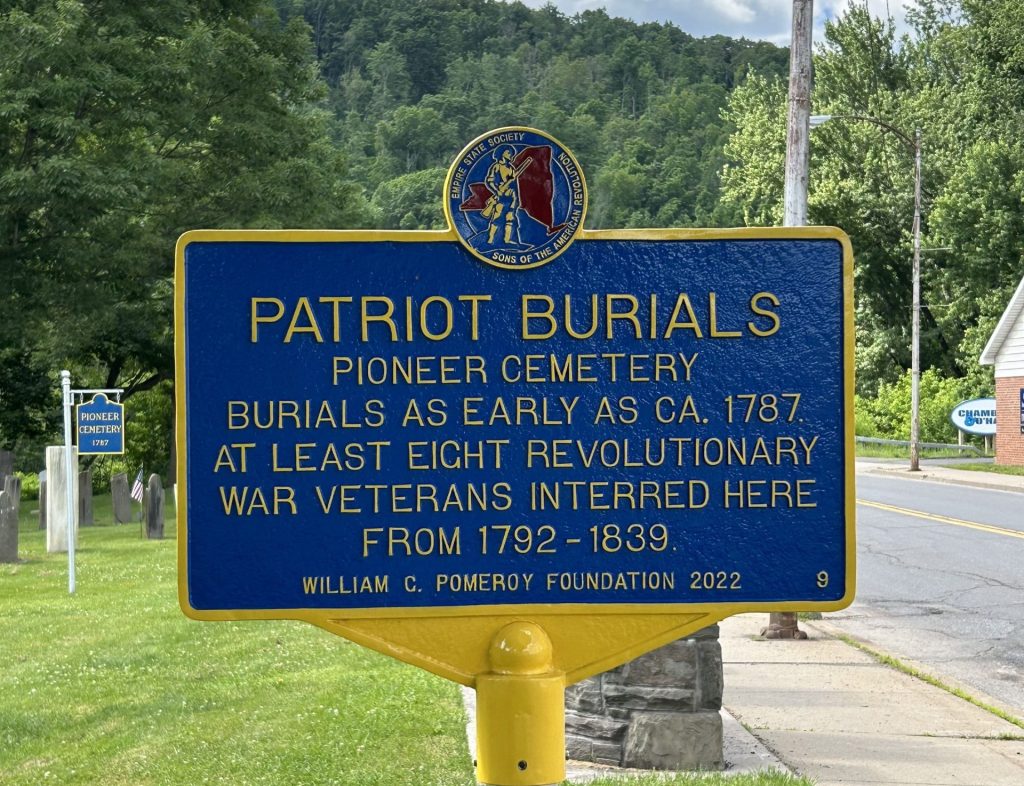 PATRIOTS BURIALS PIONEER CEMETERY WAR MEMORIAL MARKER