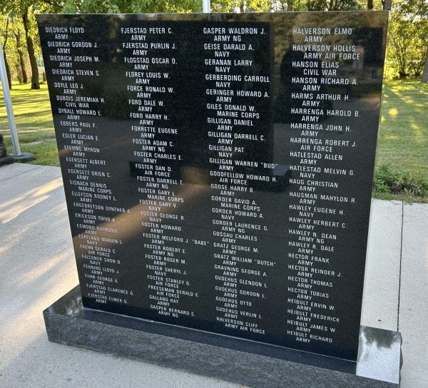 REFLECTIONS MEMORIAL PARK STONE E