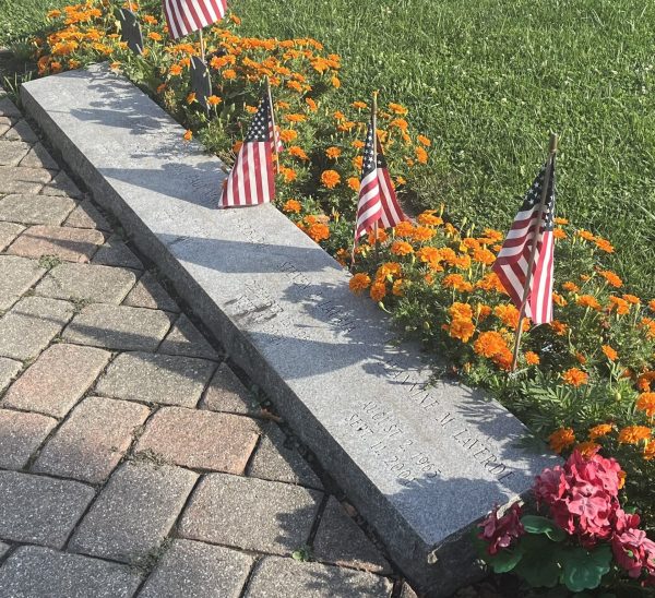 ST. TERESA SEPTEMBER 11, 2001 WAR MEMORIAL HONOR ROLL STONE B