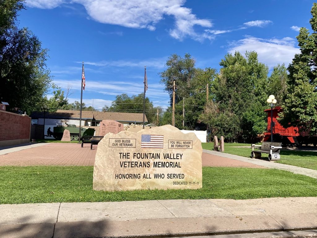 THE FOUNTAIN VALLEY VETEANS MEMORIAL ROCK FRONT