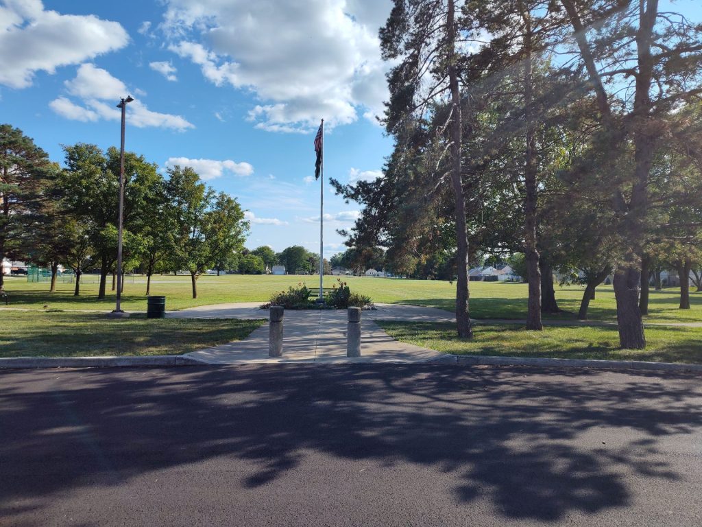 TOLEDO VETERANS MEMORIAL TREE GROVE