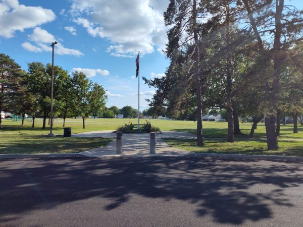 TOLEDO VETERANS MEMORIAL TREE GROVE