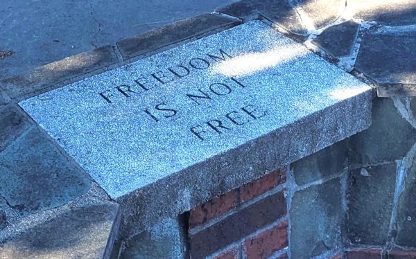 TOM BEAN VETERANS MEMORIAL STONE A