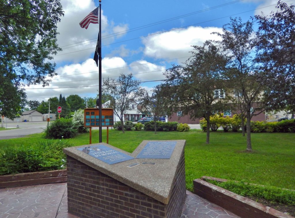 FLOODWOOD VETERANS MEMORIAL