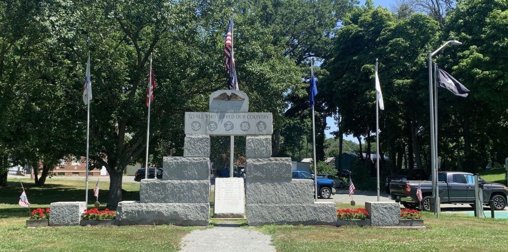 IPSWICH VETERANS MEMORIAL