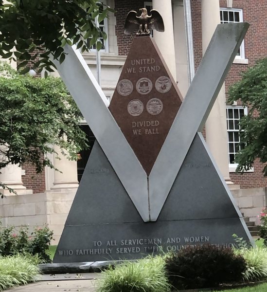 MCCRACKEN COUNTY VETERANS MEMORIAL
