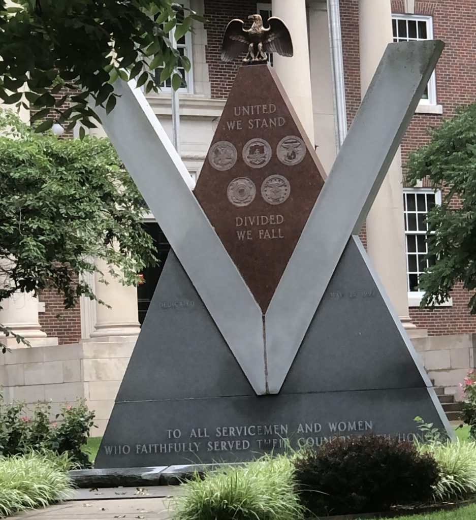 MCCRACKEN COUNTY VETERANS MEMORIAL